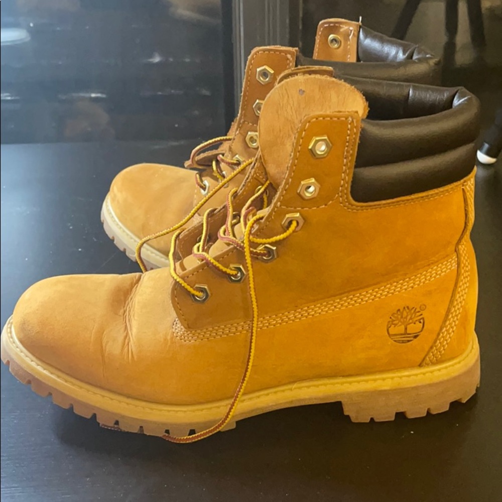 Timberlands - Picture 2 of 3